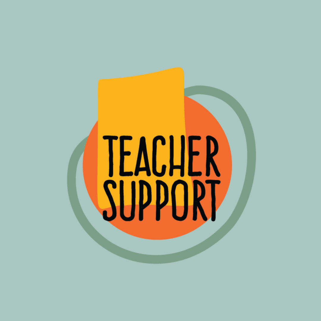 Ein Sticker von Teacher Support. Ein weißer Kreis, auf dem sich die Umrisse eines Kopfes befinden. Im Kopf oben hat er drei verschiedene Sprechblasen, eine hellgrüne, eine rosane und eine orangene. Darüber steht in orangener Schrift: "Wann hast du das letzte Mal etwas für dich getan?". Außerdem findet sich direkt darunter die Website in schwarzer Schrift "www.teachersupport.at" und darunter der orange Text "Melde dich bei uns!"