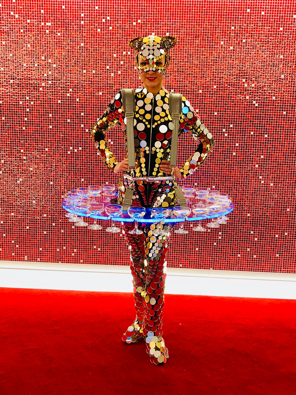 dancing-mirror-performers-event-entertainment.jpg