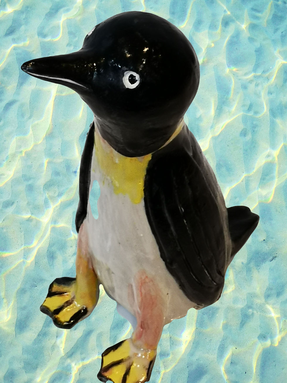 Penguin 18cm tall_edited