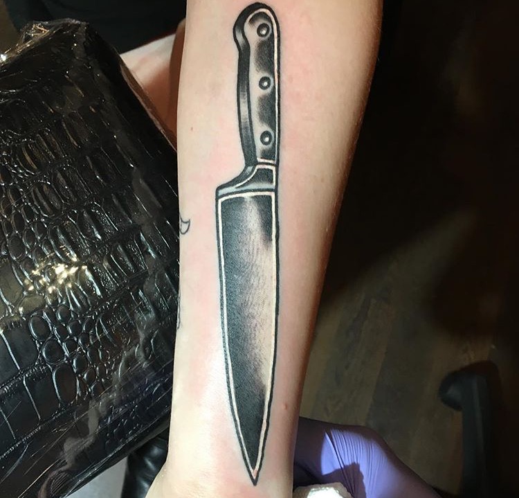 knife