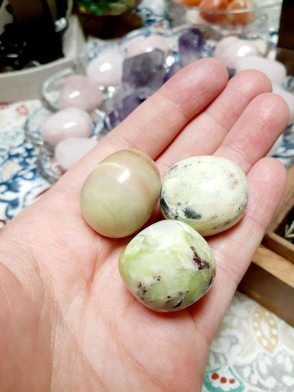 Thumbnail: Tumbled Serpentine / Tumbled Crystals / Reiki Stones / Chakra Crystals