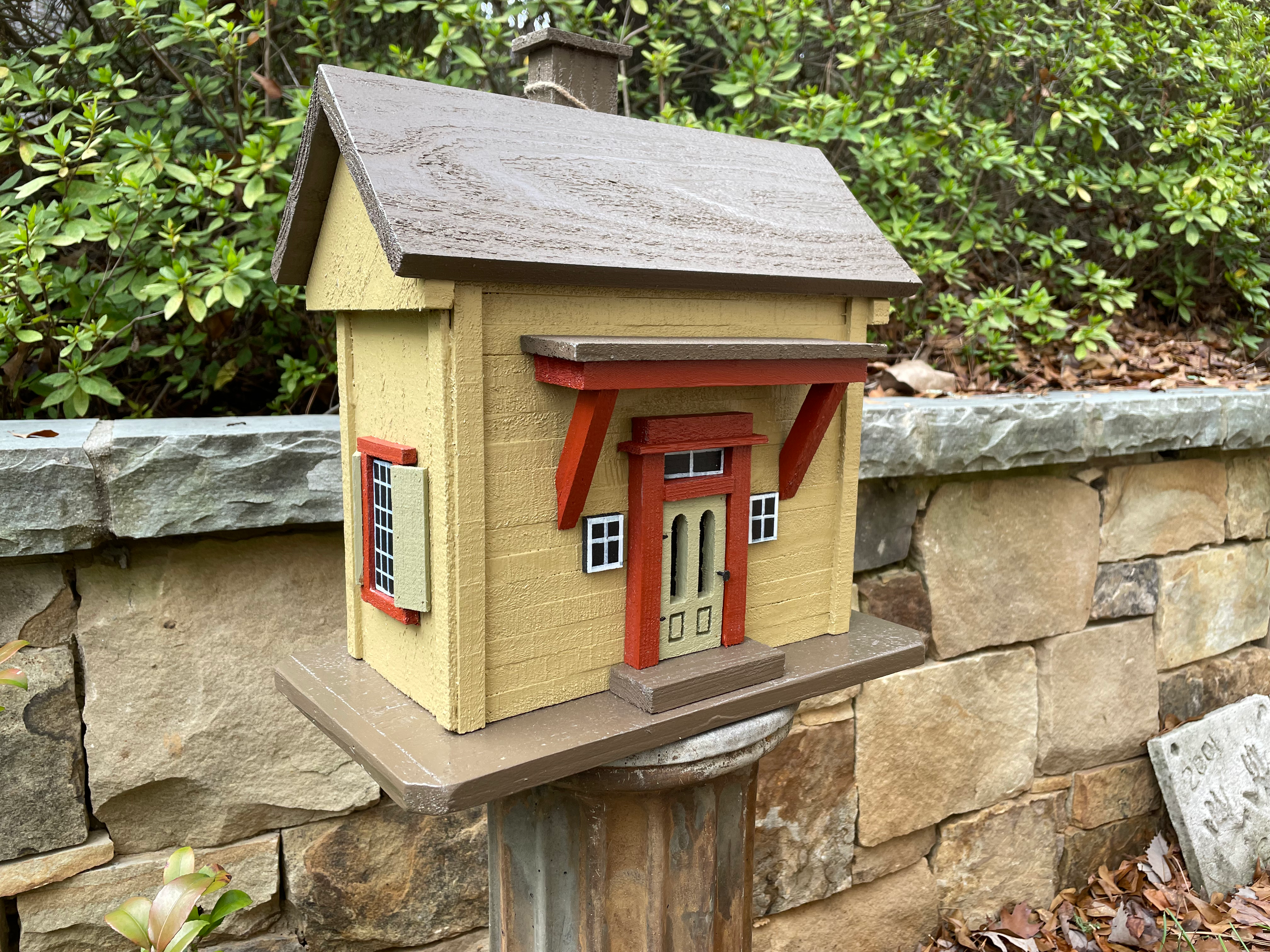 # 500 Everard Gold Cottage