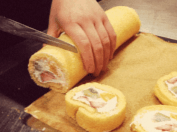 ケーキカット