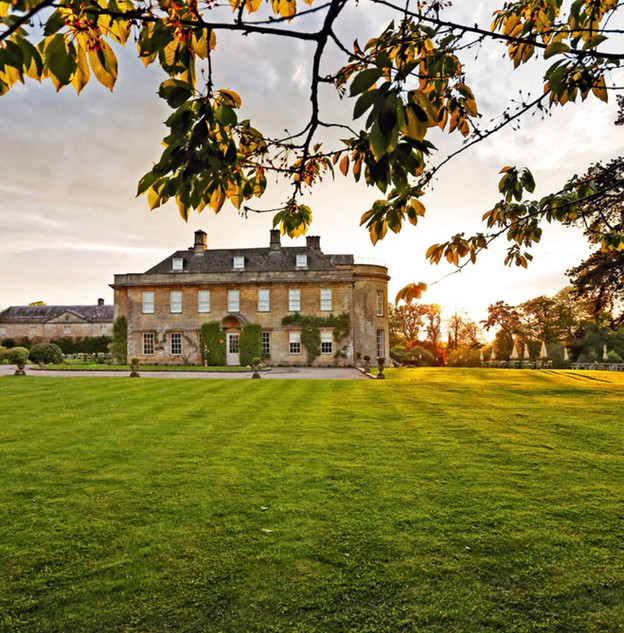 Top 5 luxury UK wedding venues