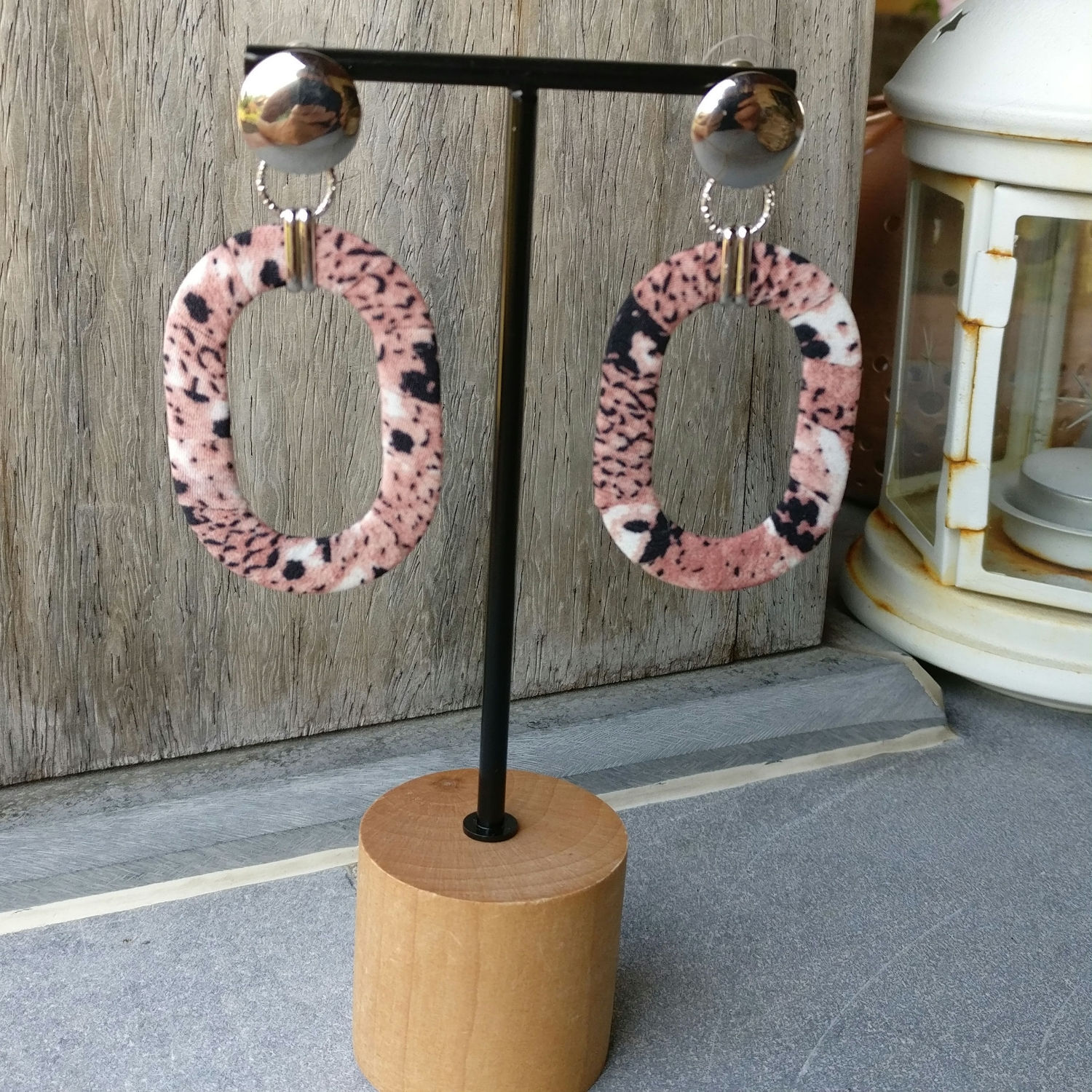 Oorbel satijn ovaal oudroze