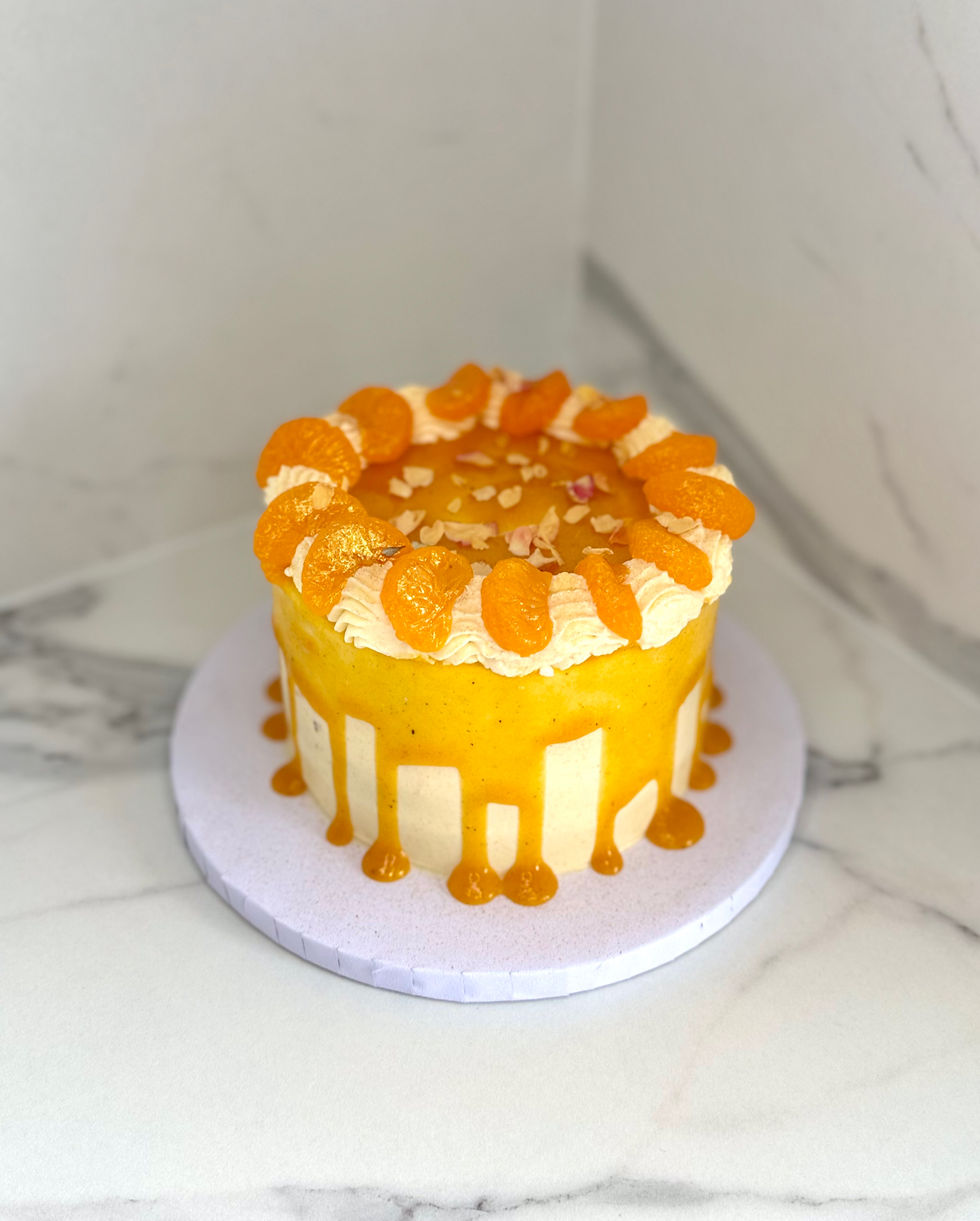 Frische Sommertorte mit Mandarinen