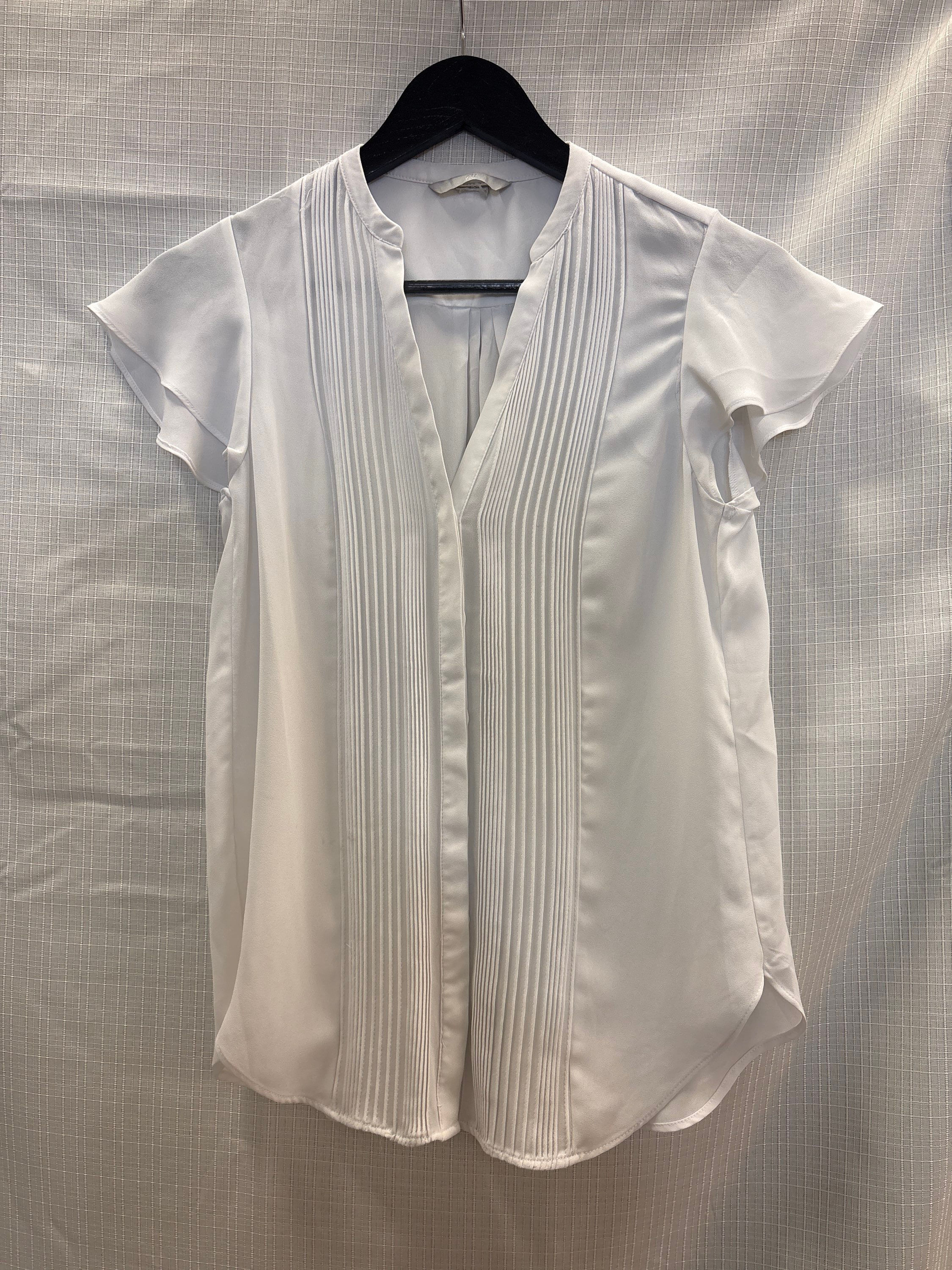 H&M - Cap Sleeve Blouse w/ Pleats (Size Extra Small)