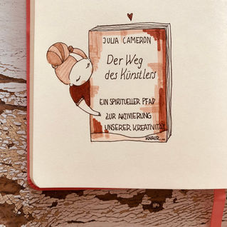 Zeichnung von Karina Röpcke eines Mini-Mes, das ein Buch umarmt; Titel Julia Cameron, Der Weg des Künstlers
