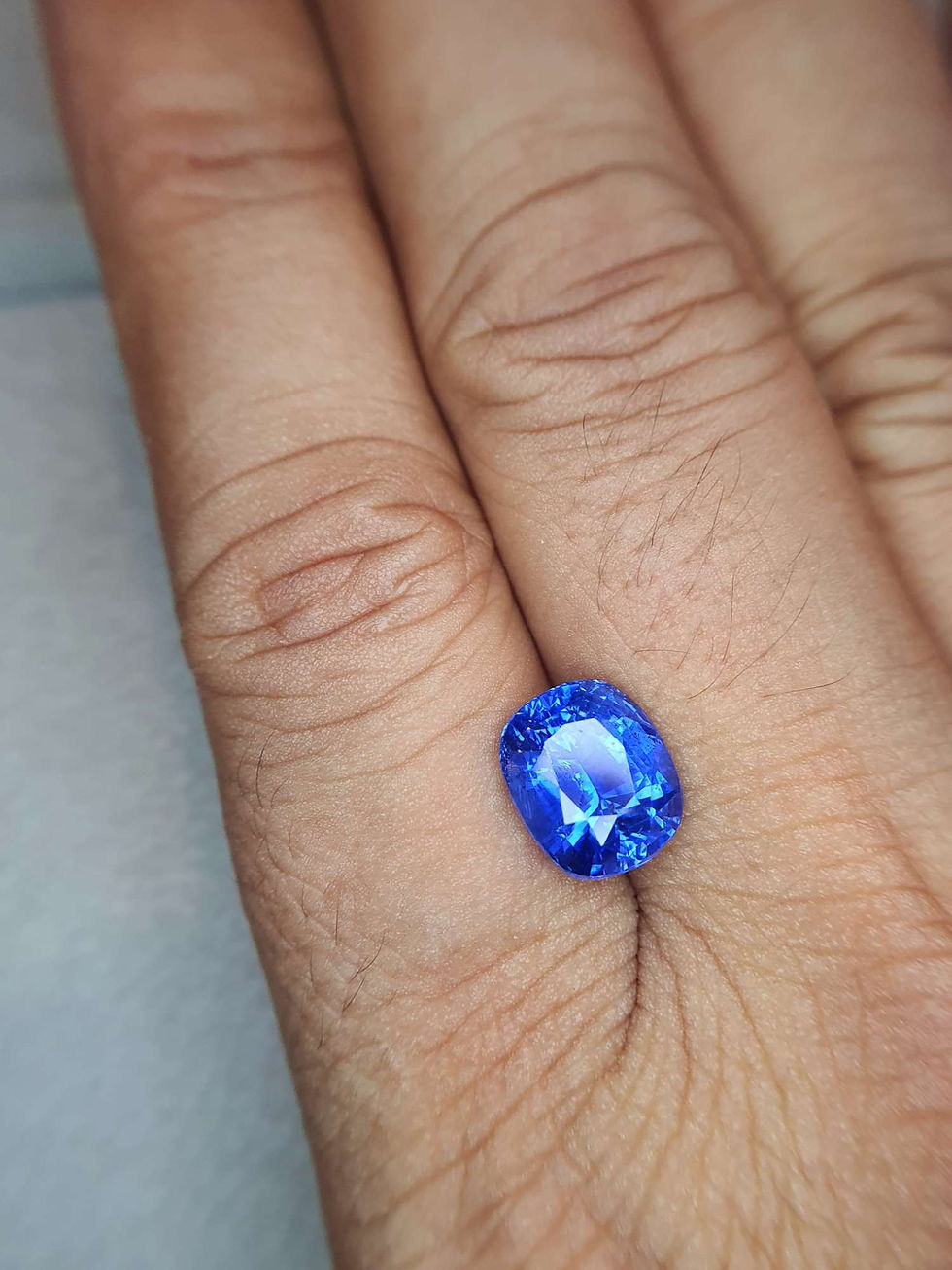 縮圖：Certified 5.37 Carat Natural Blue Sapphire – Sri Lanka Origin | Ideal for Fine Jewelry & Engagement Rings.