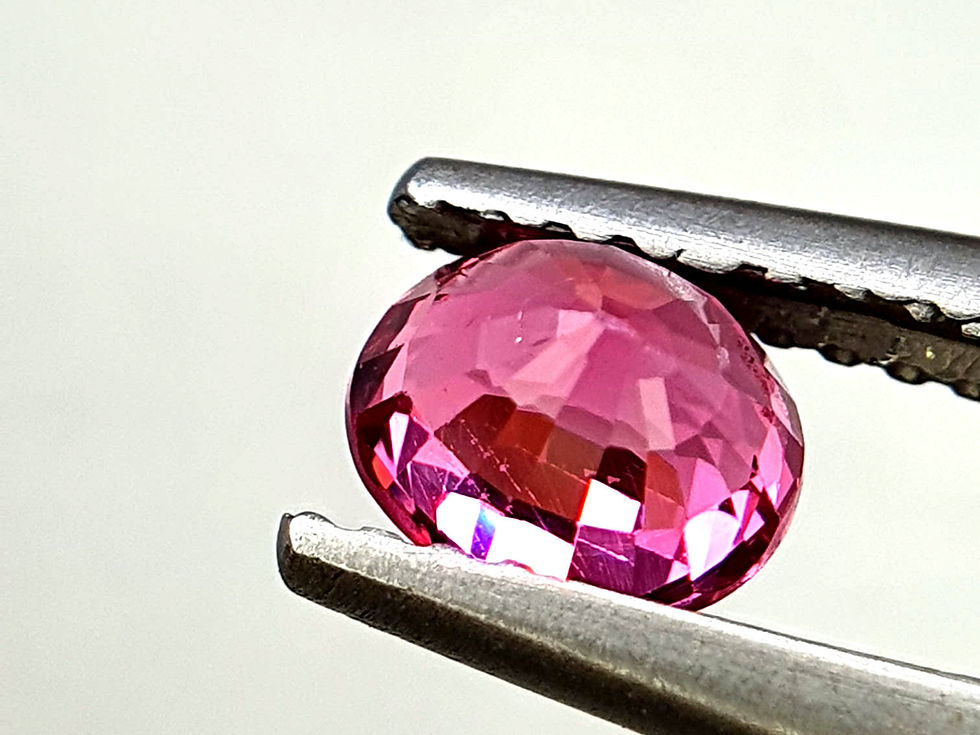 Miniaturbild: Natural Mahenge Spinel Unheated (No Heat) 5.8 x 4.8 neon pink oval gemstone