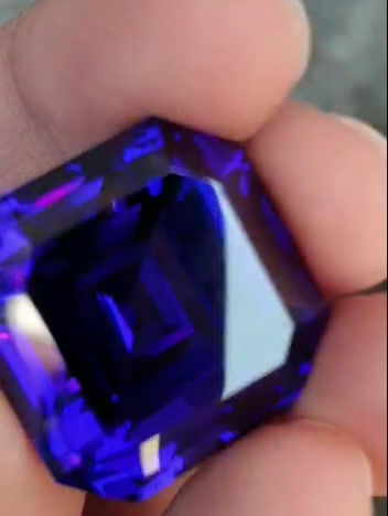 D Block Vivid blue Tanzanite octagon shape 98 carat