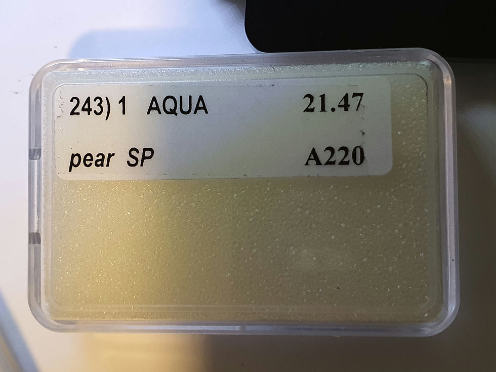 Miniatura: Natural aquamarine pear shape