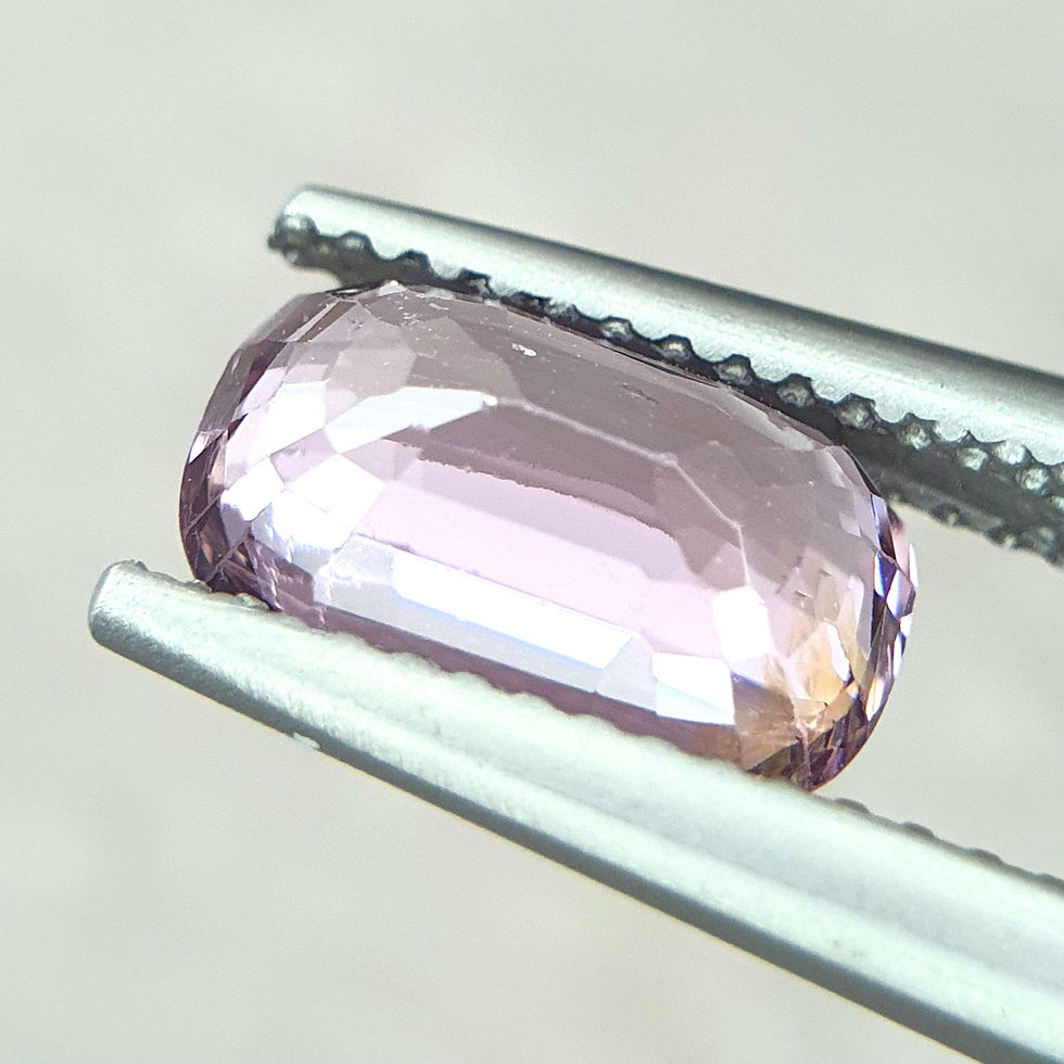 Miniatura: Natural lavender pink Spinel 2.55 cts from Burma (Myanmar)