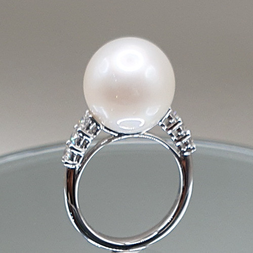 BUY Exclusive South Sea Pearl 14 mm & Diamond Ring - 18K Gold