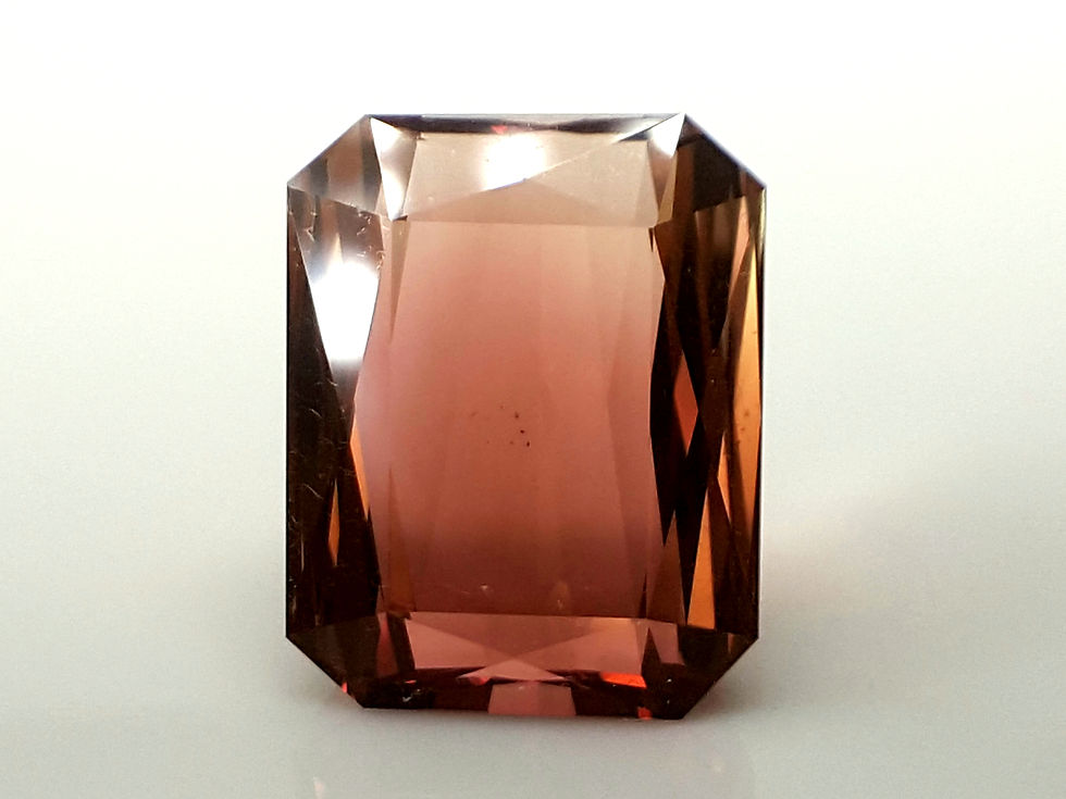 Hình thu nhỏ: Top Quality 24.50 ct Bi Color Tourmaline from Brazil