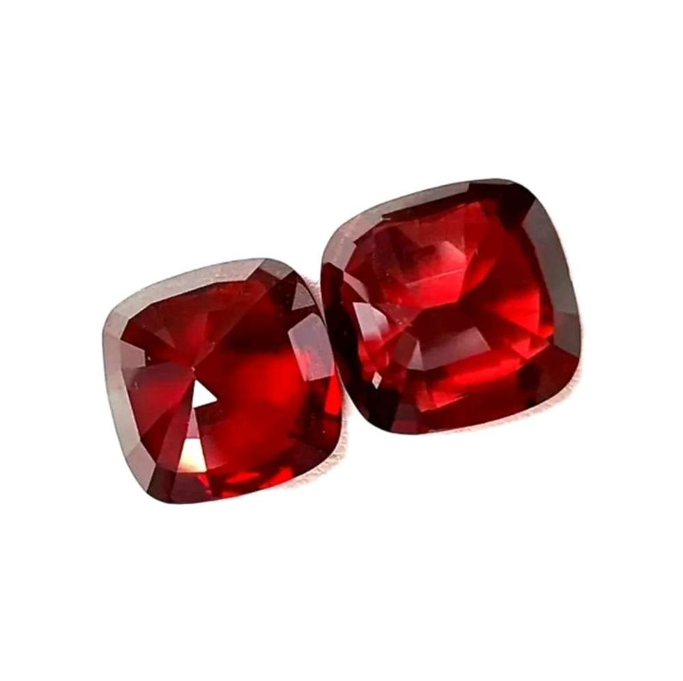ภาพขนาดย่อ: Magnificient 31.7 cts Burma Red Spinel Pair GRS and AIGS certified