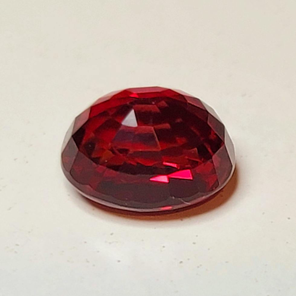Miniatyrbild: Natural Songea Ruby 2.15 carat, 7.5 x 6 oval gemstone