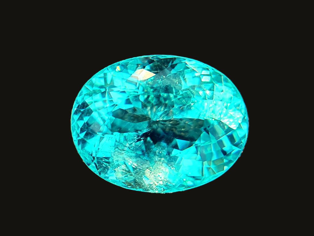 FuraFura2525 ページPt900Green Tourmaline FuraFura2525 ページPt900Green Tourmaline Natural Green