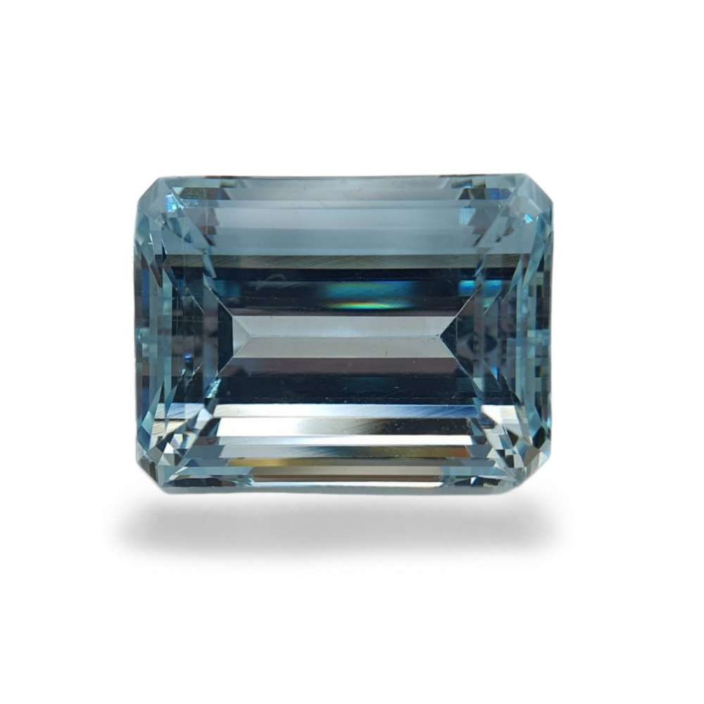 18.17 ct Natural Aquamarine 17.4 x 14 blue octagon loose gemstone