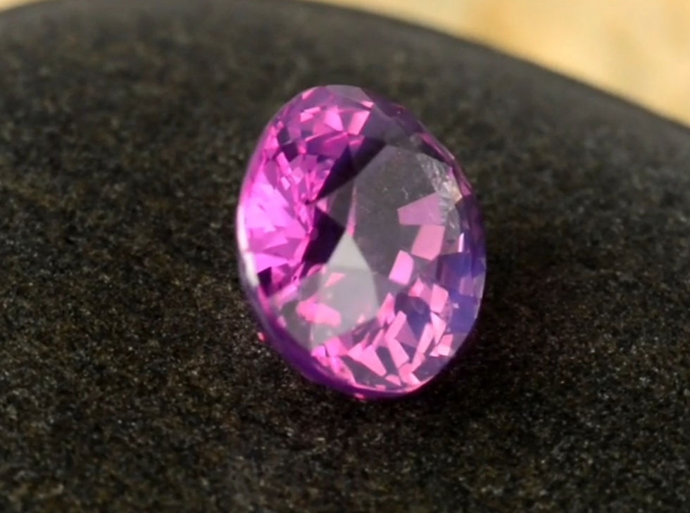 Miniatura: World-class 2.70 ct certified Natural Pink Sapphire from Africa