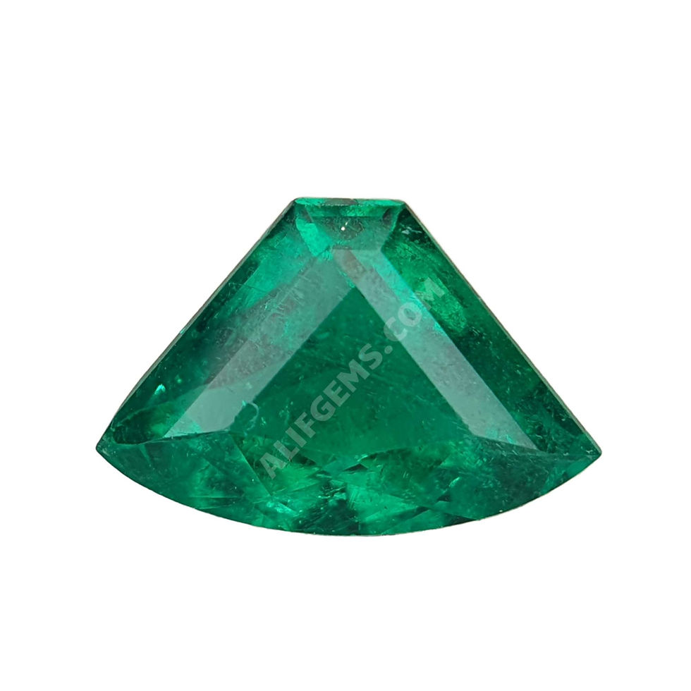 ภาพขนาดย่อ: 1.47 carat Certified Natural Colombian Emerald vivid green Minor kite shape