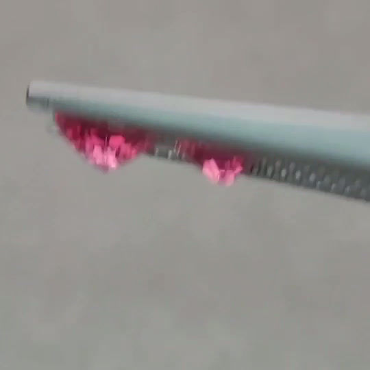 縮圖：Natural Mahenge Spinel pair 1.75 ct, 6x5 mm Neon Red pink oval unheated Gemstone