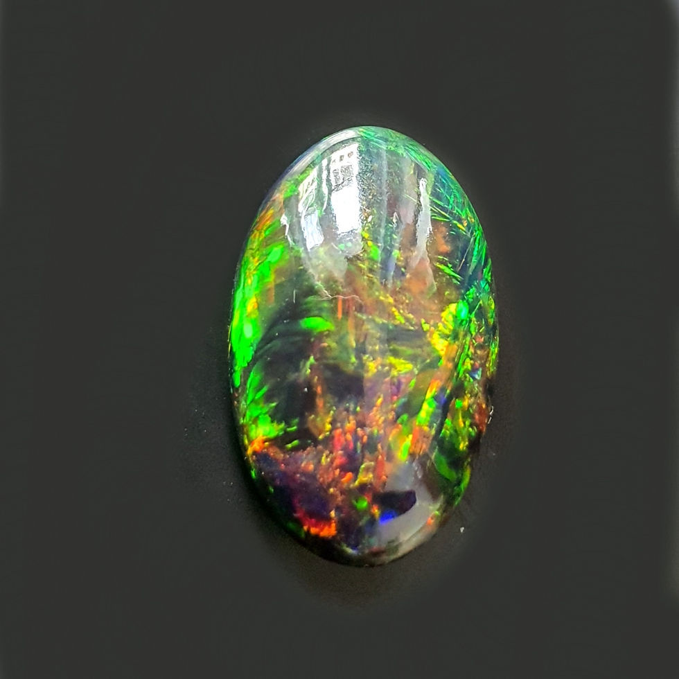 Miniatura: 8.35 ct Natural Opal black with amazing playoff color oval loose gemston