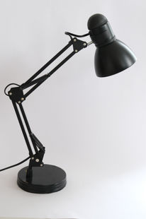Lámpara escritorio negra

