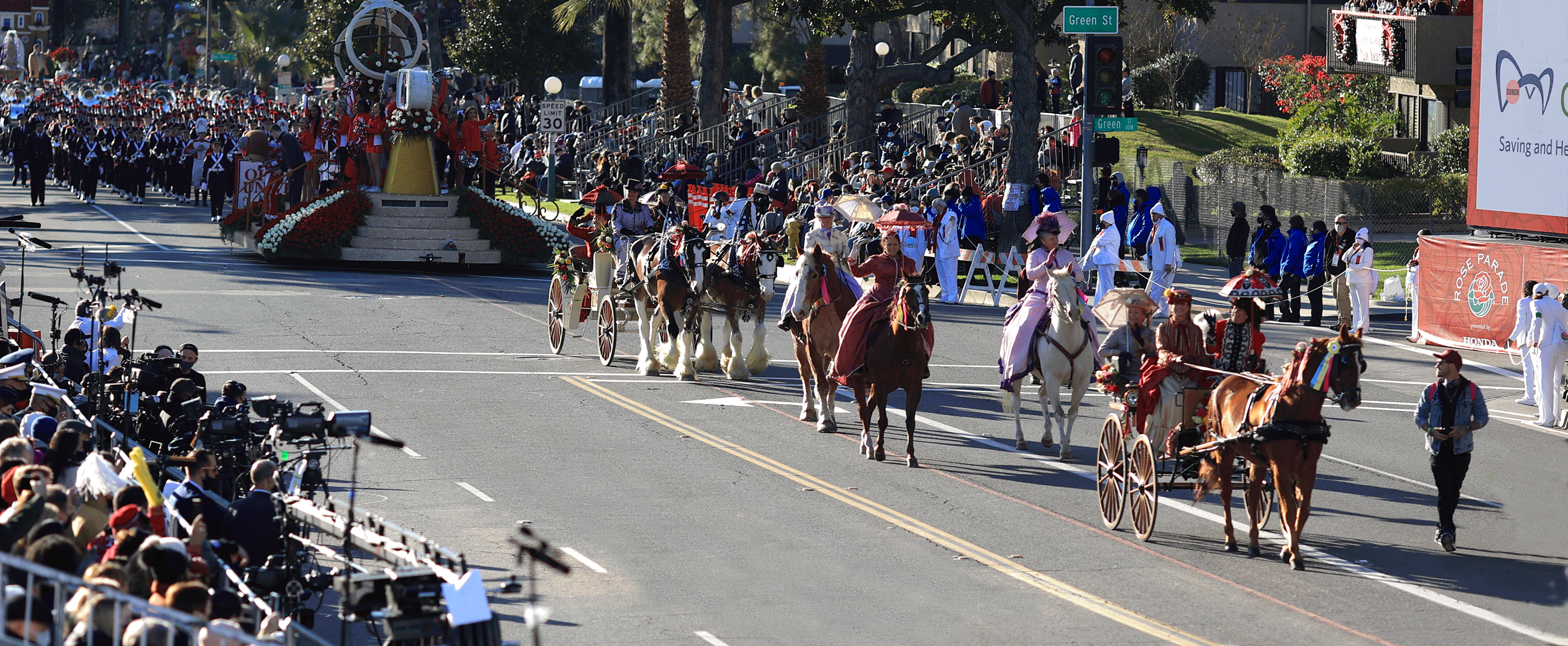 Rose Parade AM6_1733 RP REV LG.gif