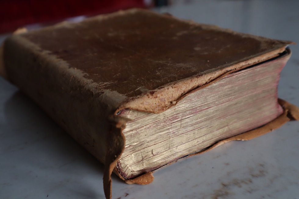 Thumbnail: Antique Leather Bible