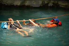The final reward is the majestic La Leona Waterfall, famous for its bright blue water, narrow canyon walls, natural light beams, and powerful flow — a completely unique landscape found nowhere else in Costa Rica.