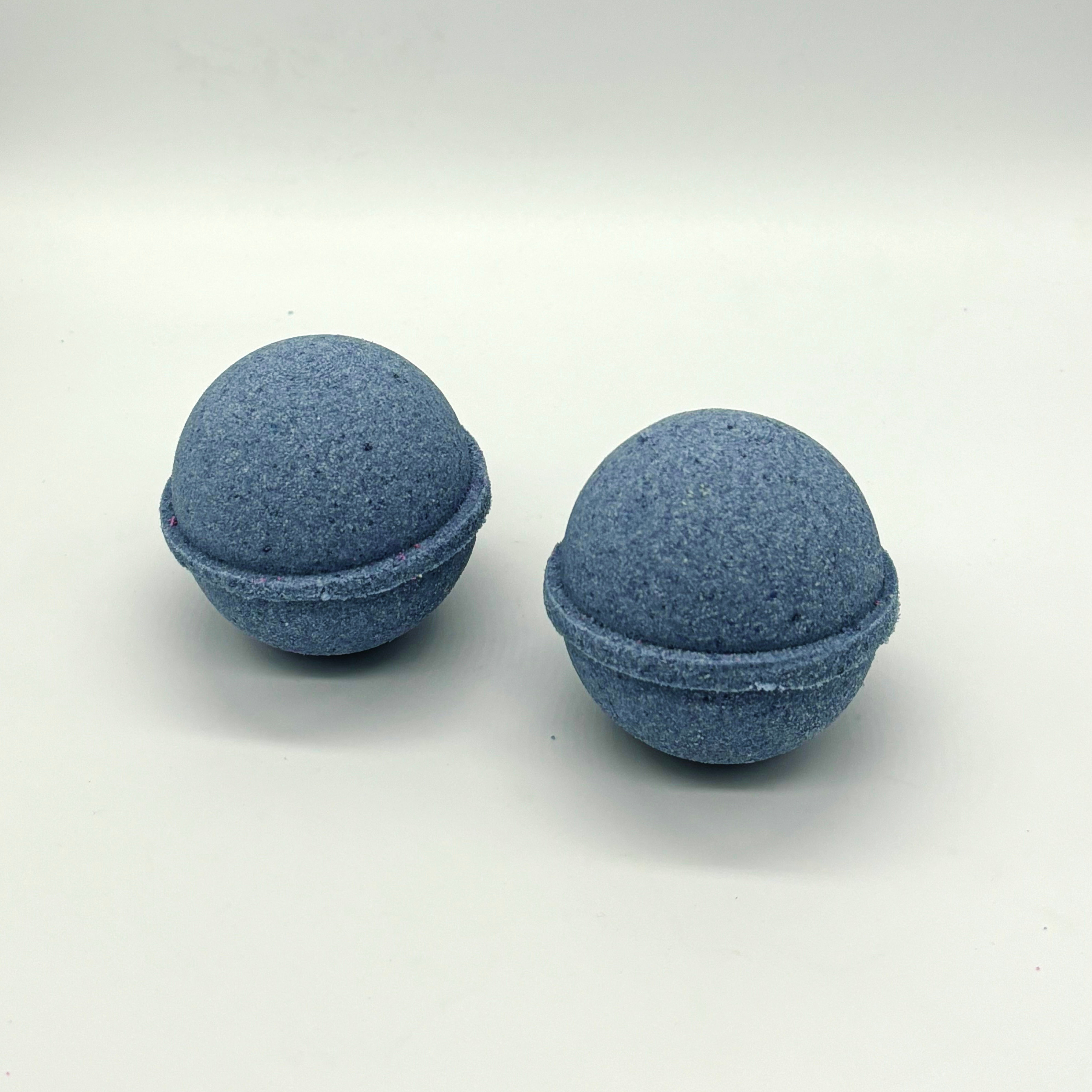 amber noir scented bath bomb by crafted comforts