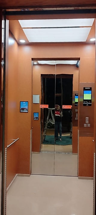 3M Di-Noc Films used in Elevator interiors for luxurious look