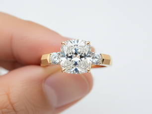 Unveiling the Lab Diamond Benefits: Why Choose Custom Lab Diamond Rings