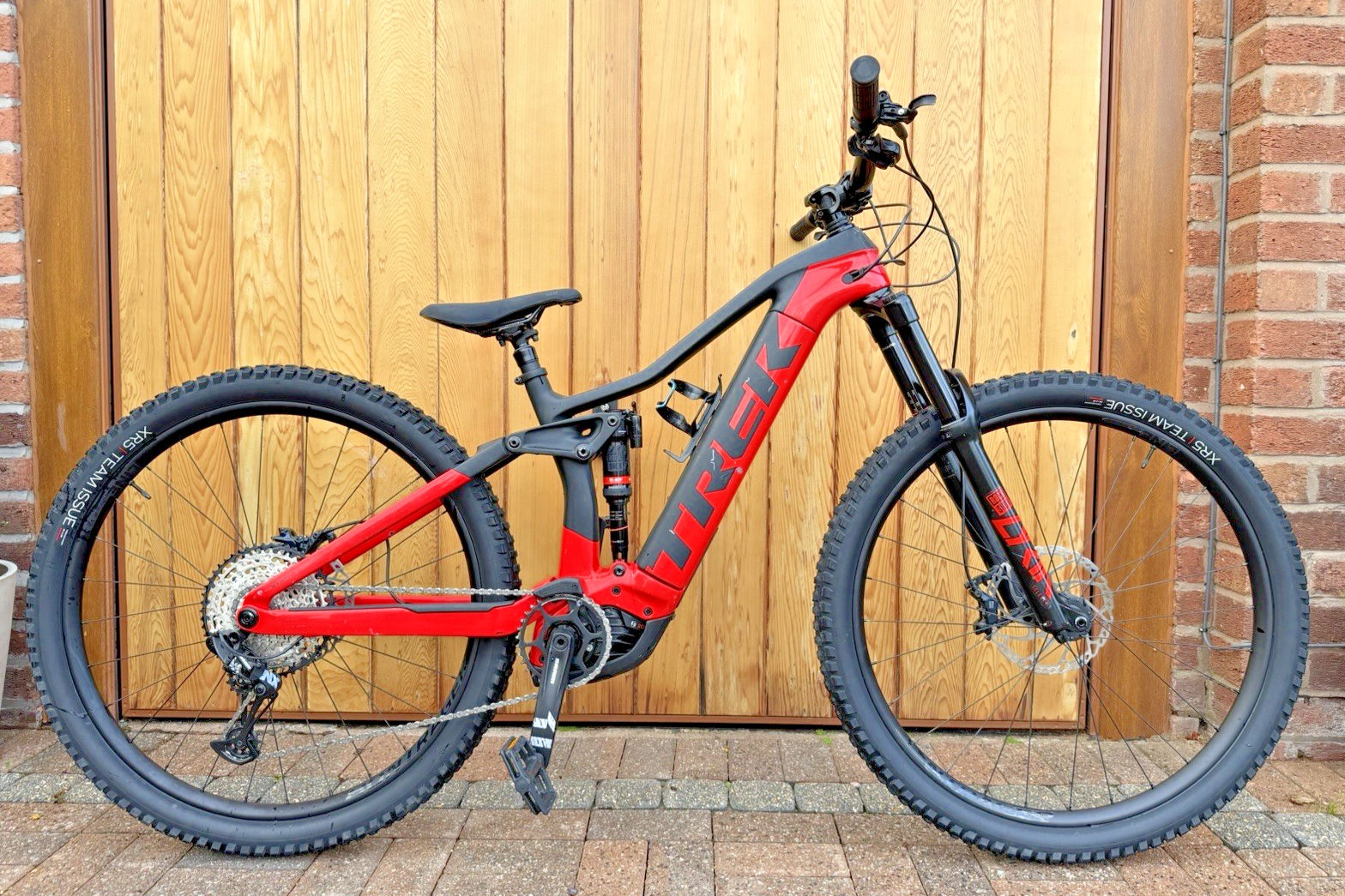 TREK RAIL 9.8 CARBON FULL SUSPENSION MOUNTAIN EBIKE **SMALL  FRAME**