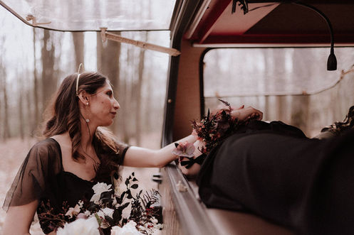 ShootingEsoRomantique_LikaBanshoya-PoeticPhotographyforweddingsandloversPhotographemariage