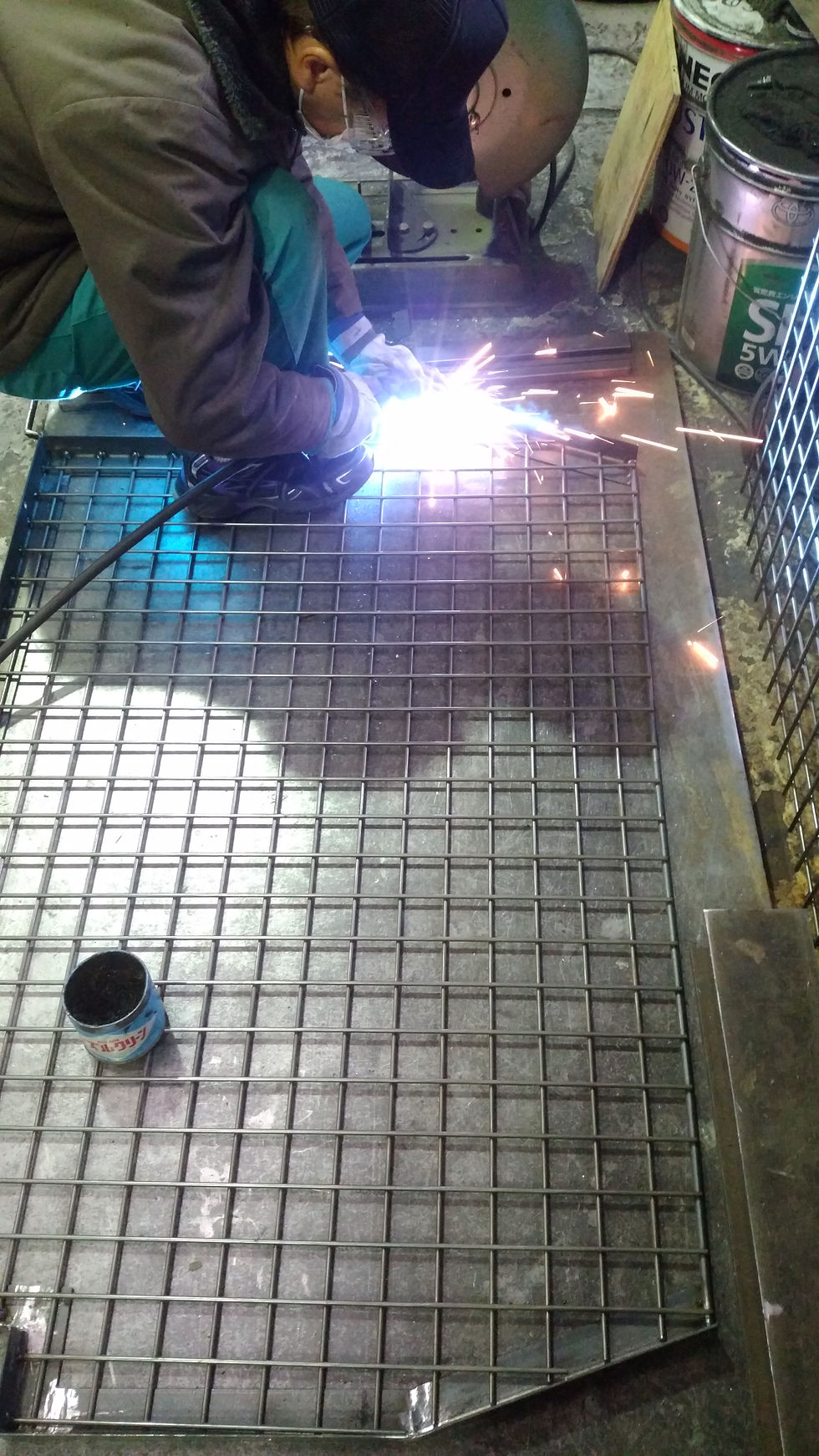 サクシードラゲッジフェンス製作風景