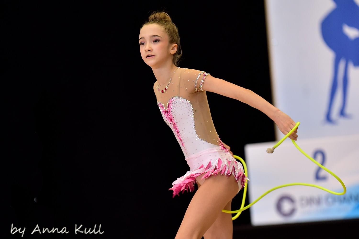Nolia corde
