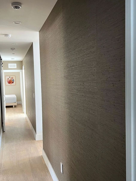 A Hallway Transformation: Grasscloth Elegance in Tavernier
