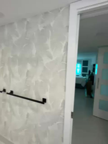 Bathroom Wallpaper video with palm leaves