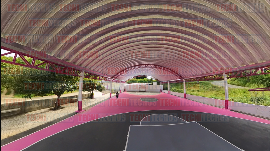 Cancha deportiva con cubierta de fabricantes de arcotechos