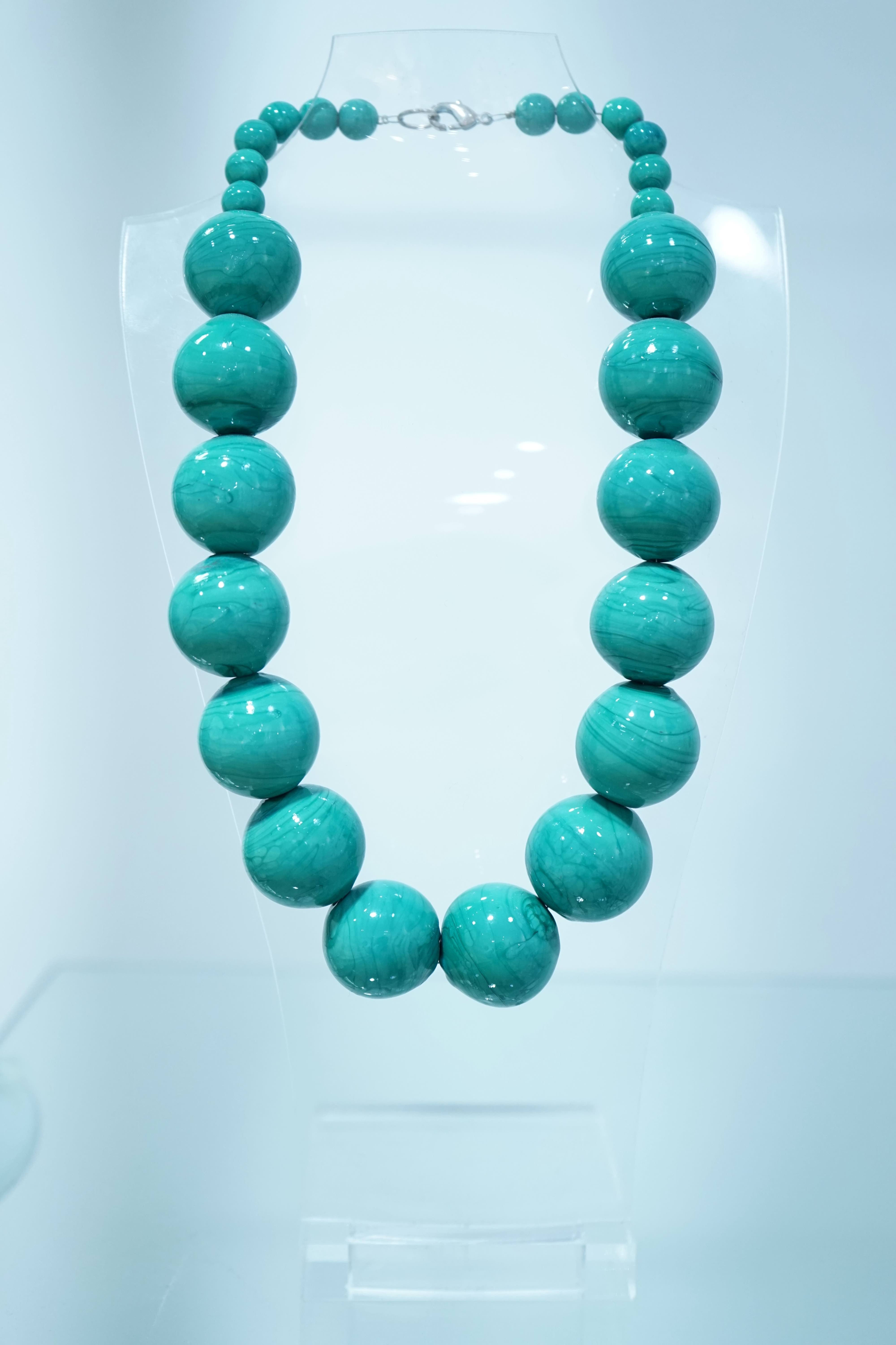 Collier verre soufflé vert d'eau
