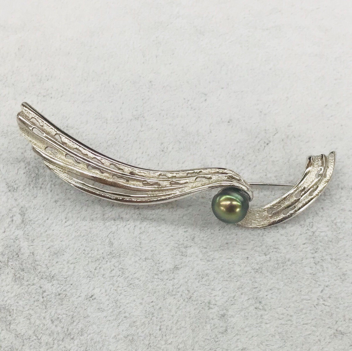 黒蝶パール シルバーブローチ 9.3mm