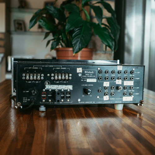 Conjunto McIntosh C24 + MC2505 | Retroaudiolab
