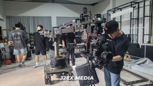 TVCF 촬영을 위한 시네마 카메라 장비 세팅 현장