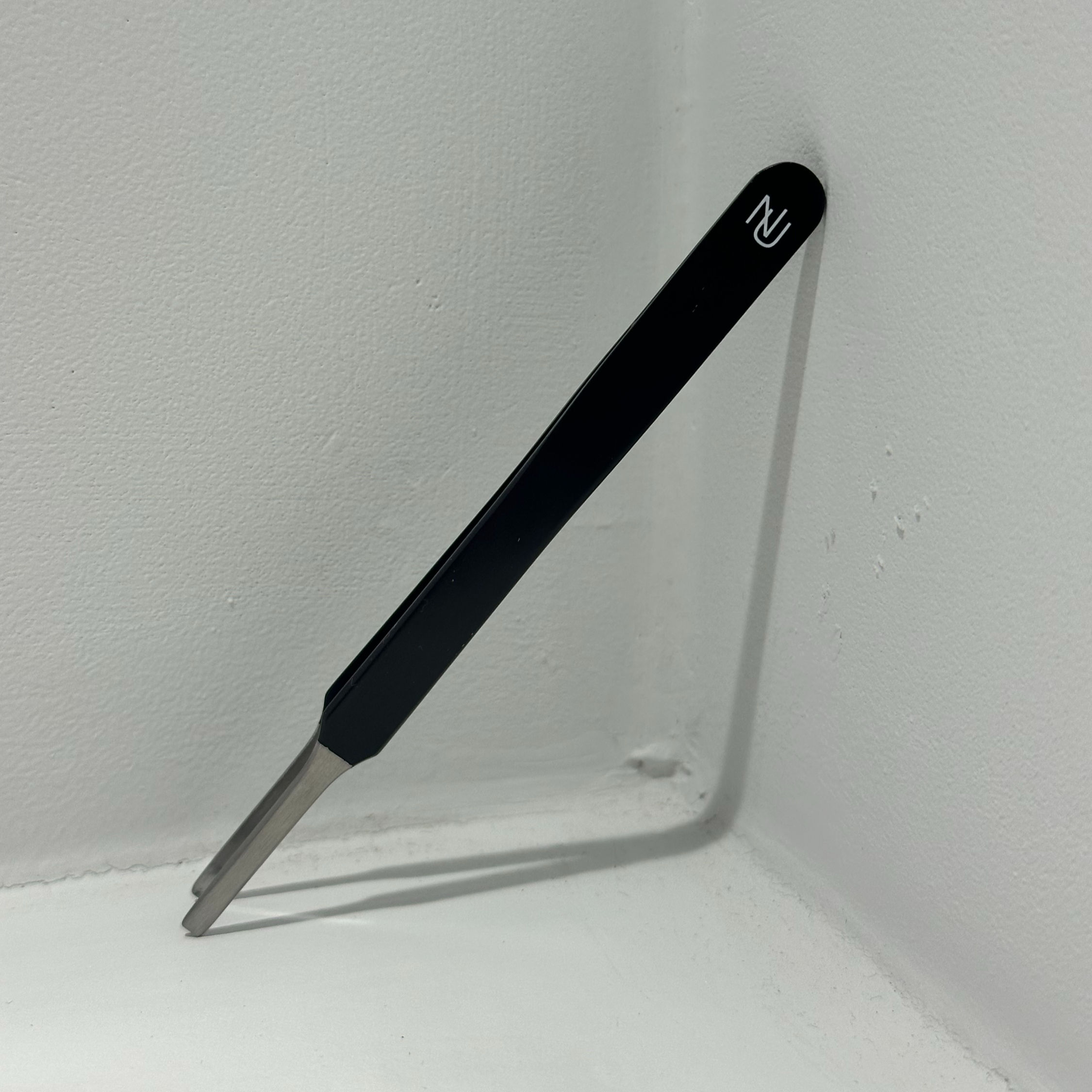 Design Tweezer