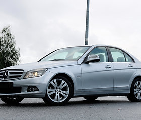 MERCEDES-BENZ C220D AVATGARDE