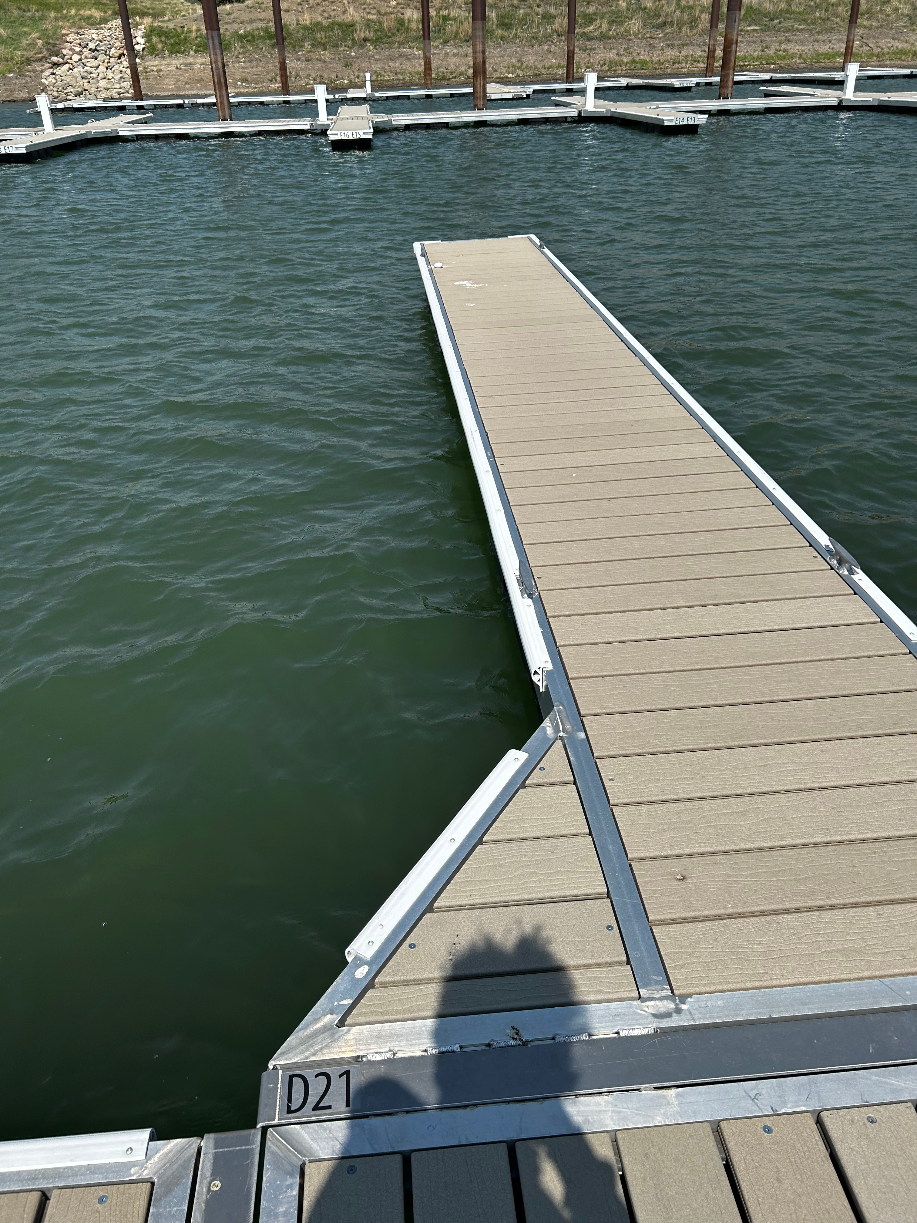 Slip D21 - 24' & 15Amp