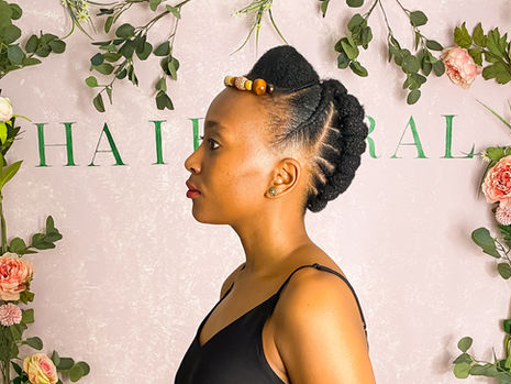 Natural hairstyle for black women