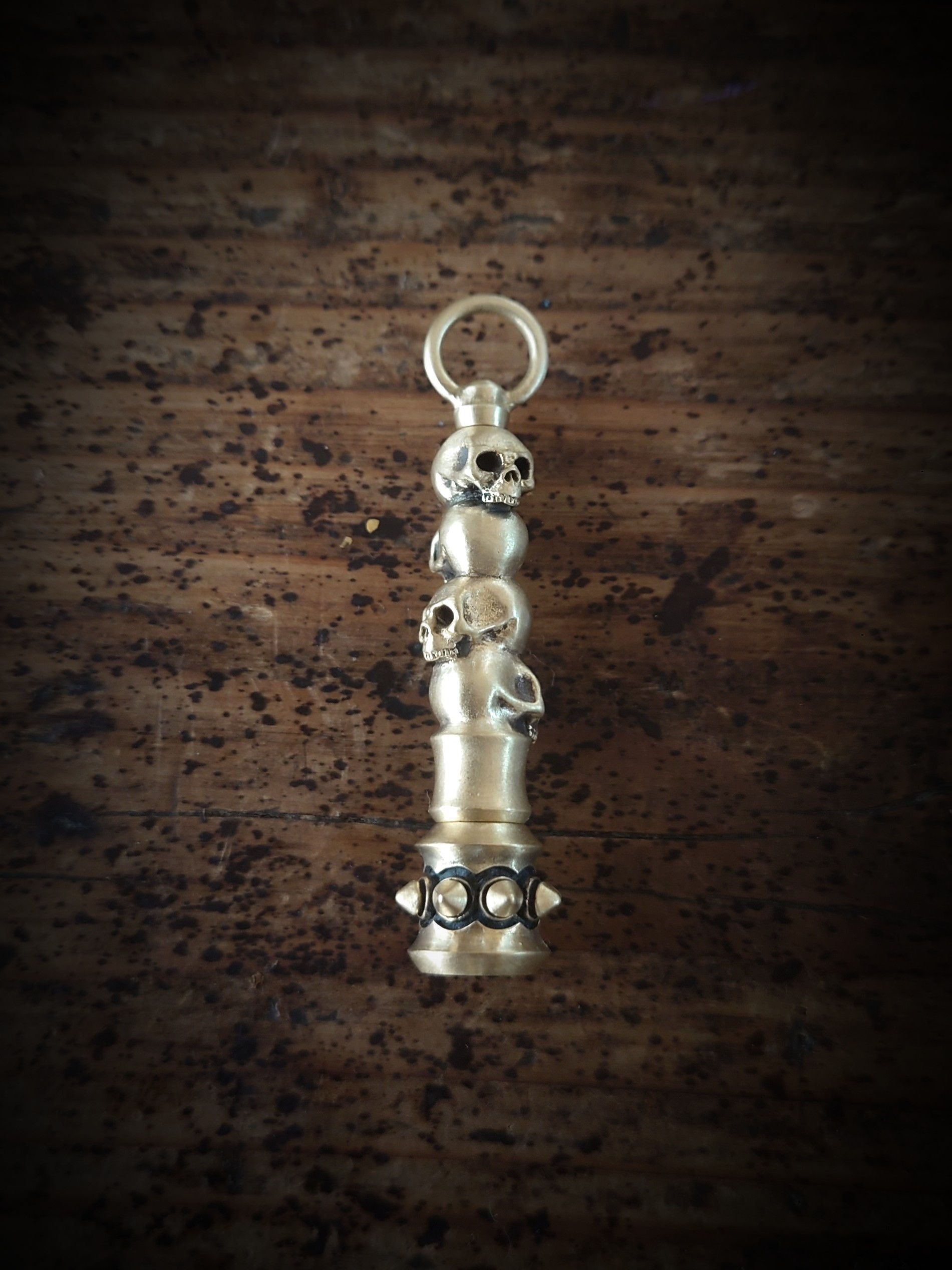 カルテットスカルホルダーセット　真鍮製